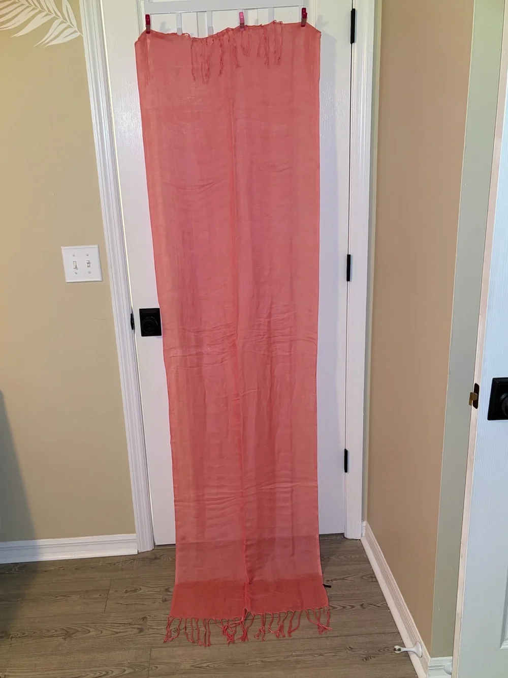 23” X 83” Talbots Lightweight Coral Wrap Scarf Shawl Sarong Pareo Cover Up. OS